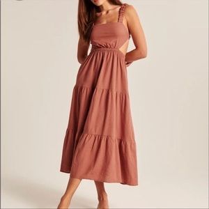 Abercrombie & Fitch Linen-Blend Cutout Maxi Dress
